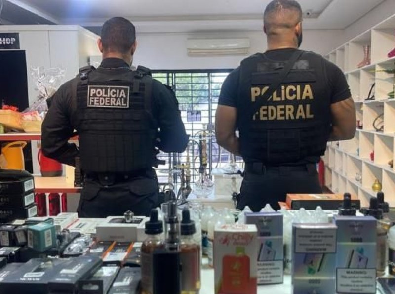 Polícia Federal combate contrabando de cigarros eletrônicos e acessórios