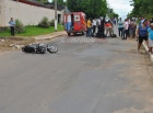 FLAGRANTE - Motociclista tenta se desviar de buracos e bate de frente com outra moto, em Ji-Paraná