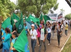 Catadores de recicláveis de Rondônia fazem manifestação pública contra a queima de lixo no Estado