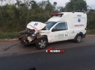 Carro de passeio foge ao provocar grave acidente envolvendo ambulância de Médici e carreta, na BR 364