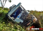 Motorista não observa caminhão parado a sua frente e se envolve em grave acidente, na BR364