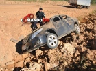 Dupla rouba carro e capota na fuga, em Ji-Paraná