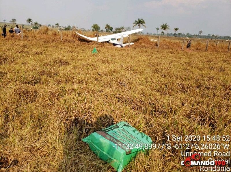 Avião carregado com Pasta Base cai na Zona Rural de Cacoal