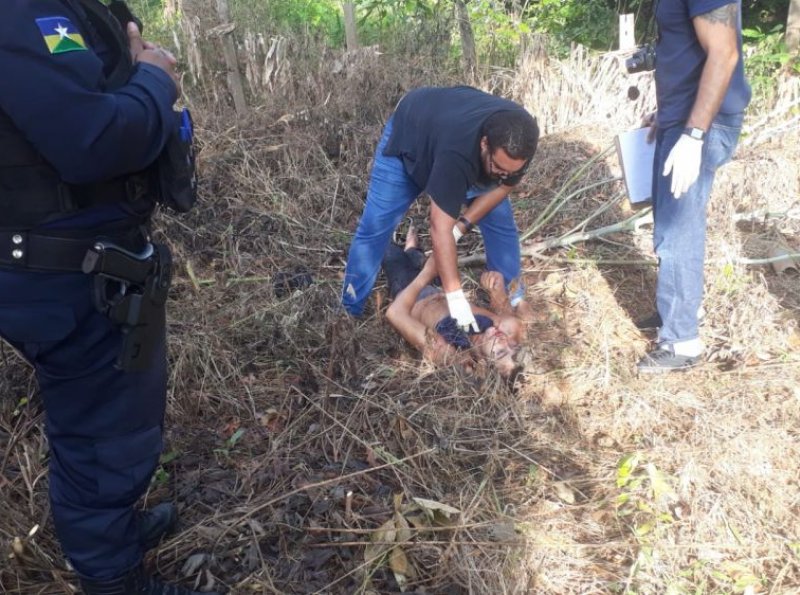 VIOLÊNCIA DESCONTROLADA – Em menos e 06 horas, outro corpo é encontrado ‘crivado’ de bala, em Ji-Paraná