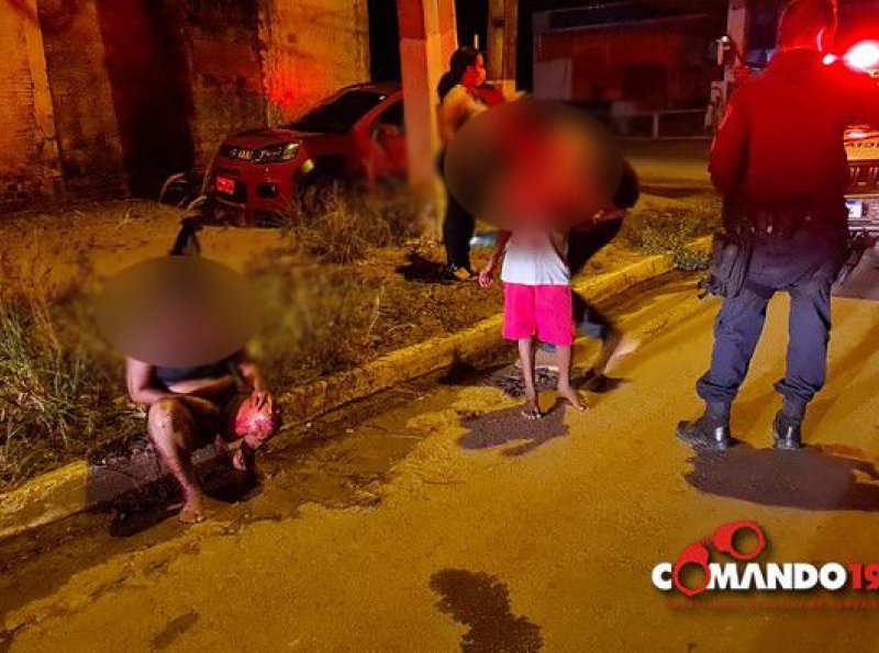 VIDEO - Homem tenta matar esposa com mais de 10 facadas na frente dos filhos, em Ji-Paraná