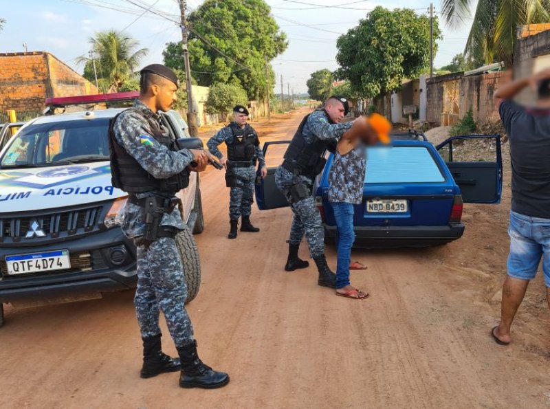 Dois jovens são presos com porção de Maconha, em Ji-Paraná