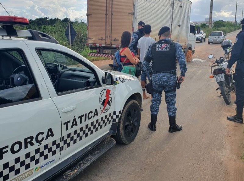 Polícia Militar prende jovem conduzindo motocicleta clonada, em Ji-Paraná