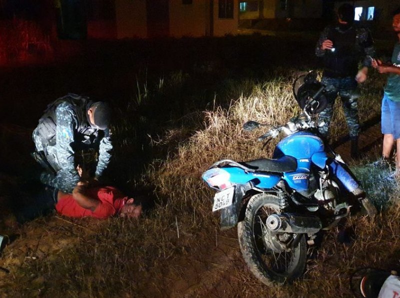 Homem bêbado conduzindo motocicleta tenta fugir da viatura, resiste a prisão e acaba na UNISP