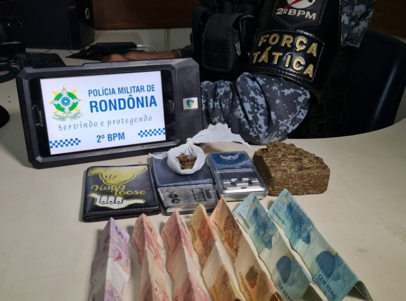 Polícia Militar prende apenado com tornozeleira que estava vendendo drogas e fecha mais uma boca de fumo, em Ji-Paraná