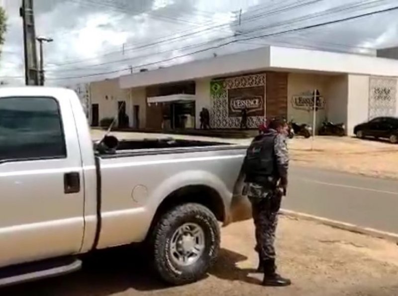 FAKE NEWS – Notícias falsas sobre um roubo em uma Farmácia de Manipulação em Ji-Paraná se espalha através de vídeo postado em redes sociais