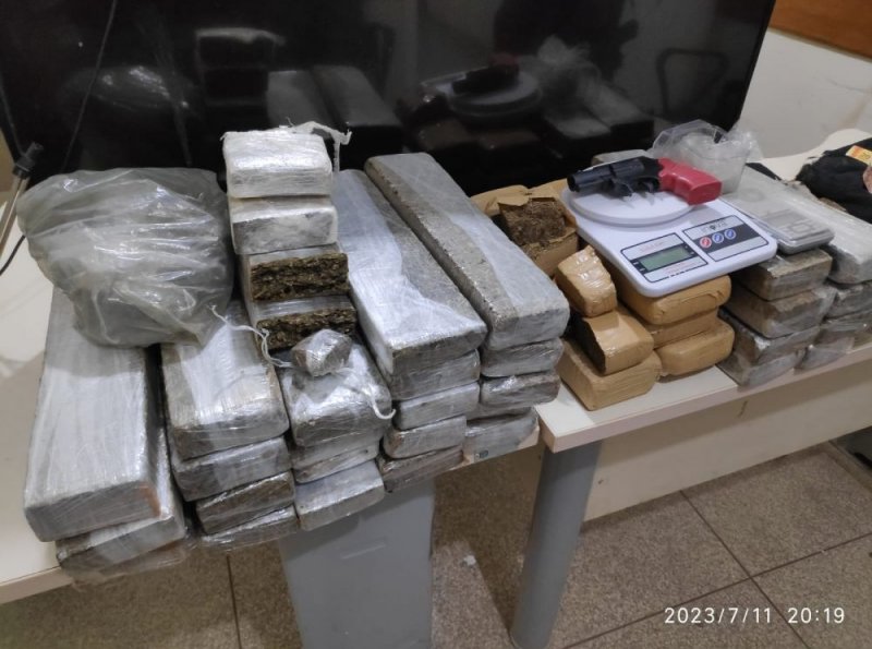 Em abordagem de rotina, PM apreende cerca de 35 Kg de Maconha em Ji-Paraná