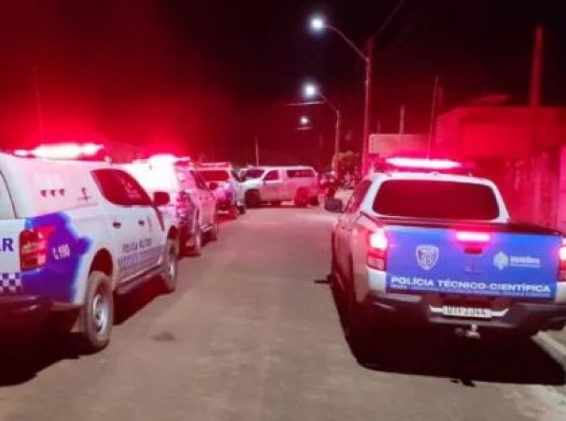  Após tentar invadir a casa da ex, homem é executado com 4 tiros