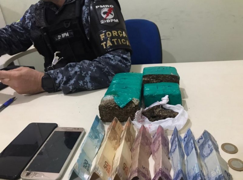 Abordagem em suspeitos termina com apreensão de quase 1 Kg de Maconha, em Ji-Paraná