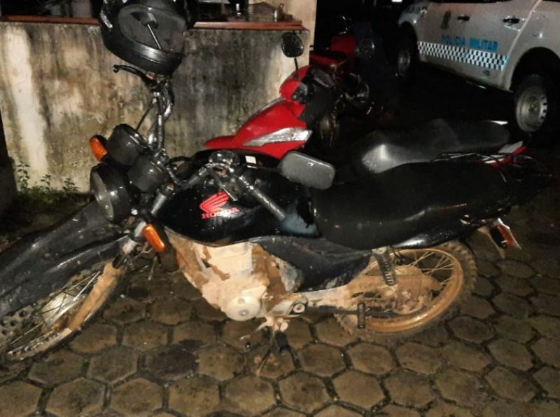 Polícia Militar recupera motocicleta furtada e prende suspeito, em Ji-Paraná