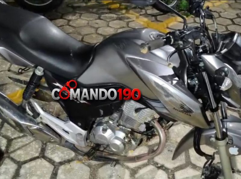 Moto roubada é encontrada abandonada e sem rodas em Ji-Paraná