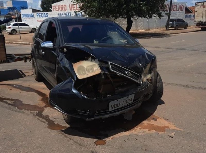 PM registra mais um acidente no cruzamento da Rua Teresina com a Rua T-20