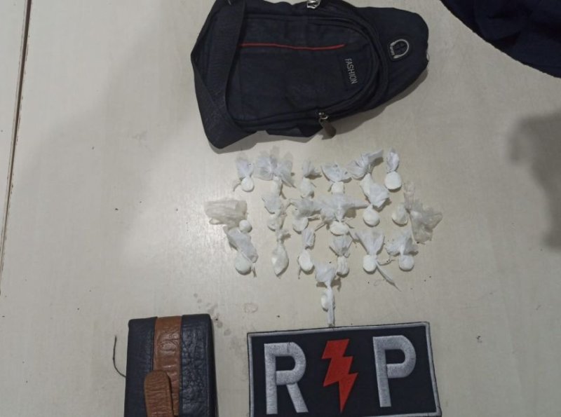 Polícia Militar apreende 19 porções de substância análoga à cocaína durante operação em casa de shows em Ji-Paraná