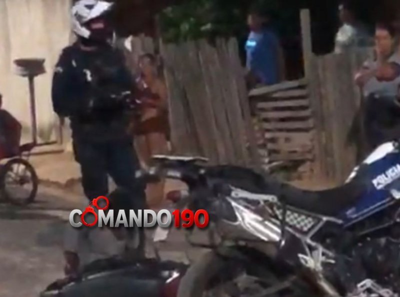 Motociclista sem habilitação causa perseguição pelas ruas do Capelasso e é detido pela Polícia Militar