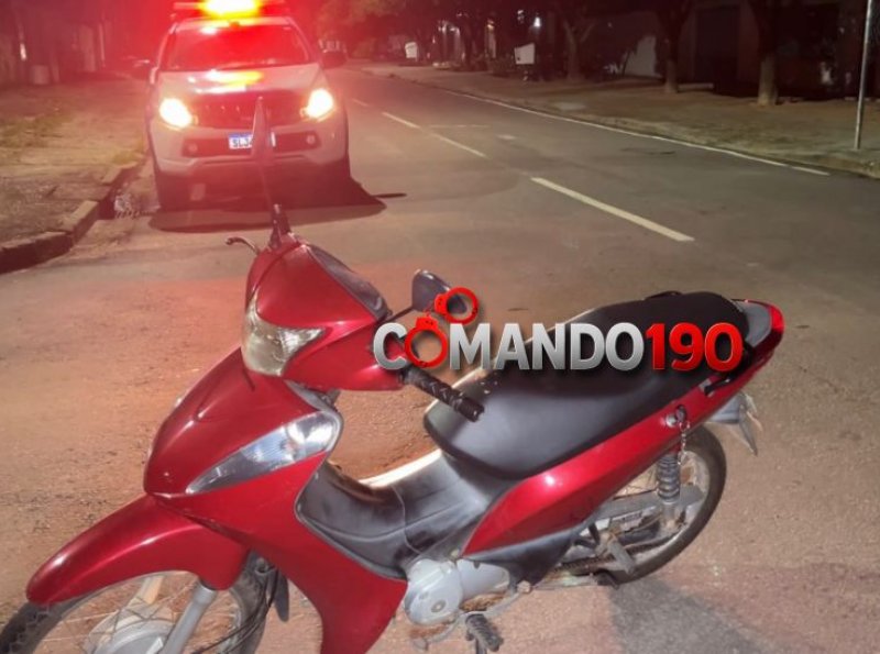 Motociclista fica ferido após colisão entre motoneta e carro em Ji-Paraná