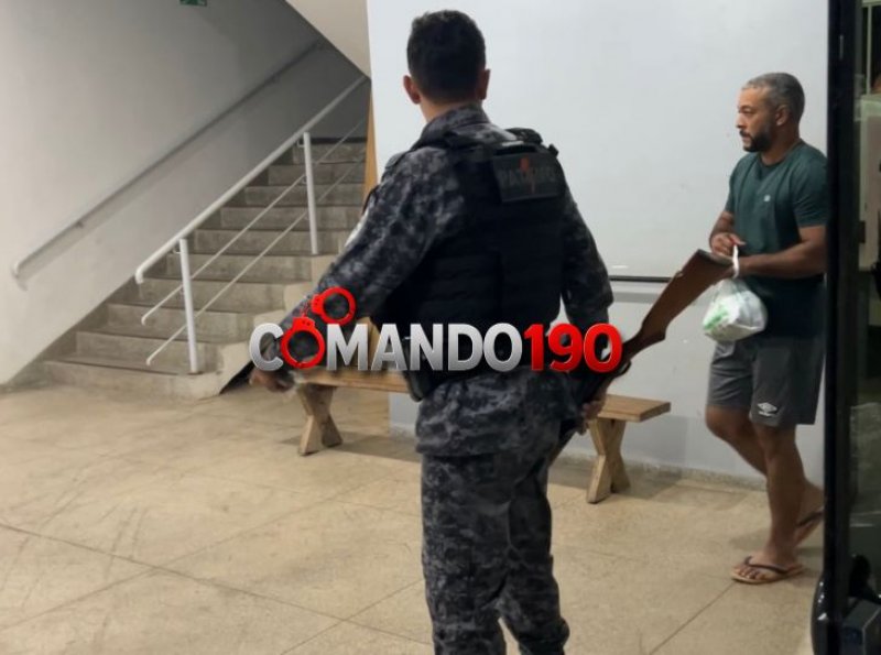 PATAMO cumpre mandado de prisão e apreende arma de fogo e munições na noite desta segunda-feira