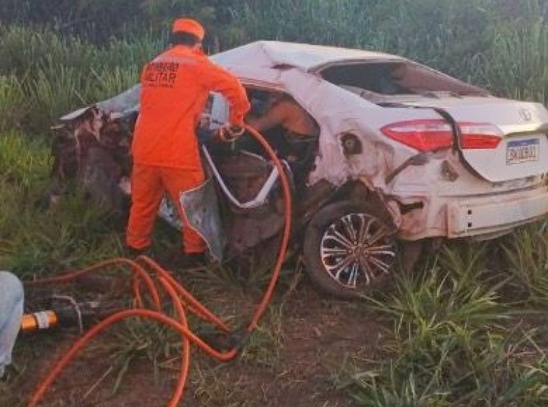 Três pessoas morrem e três ficam feridas em grave acidente na BR-364, em Jaru