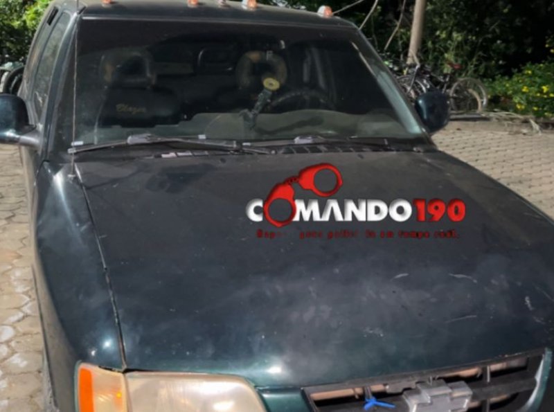 Veículo furtado é recuperado após ação rápida da PM