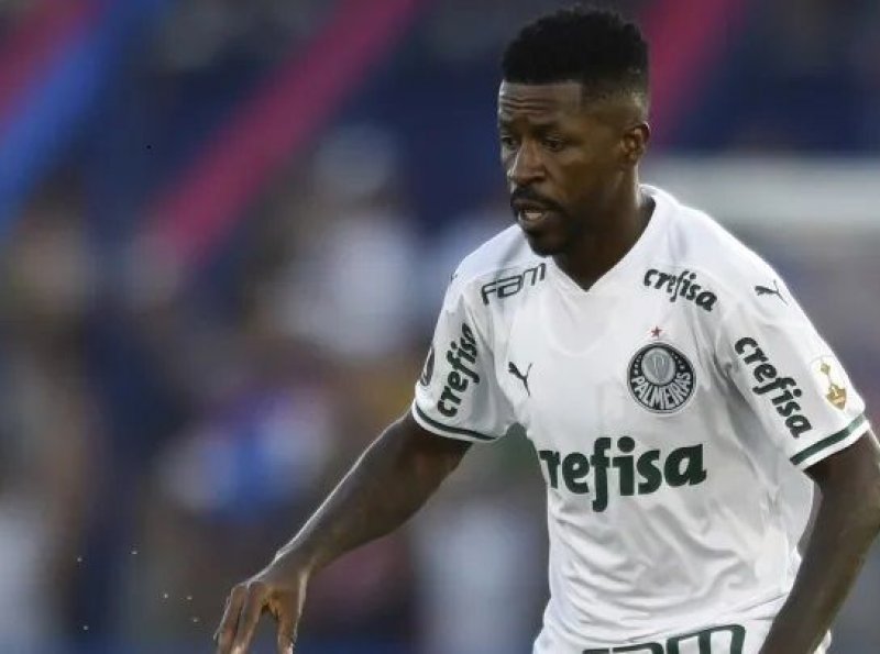 Rescisão de Ramires: saiba quanto o Palmeiras vai economizar com a saída do meio-campista