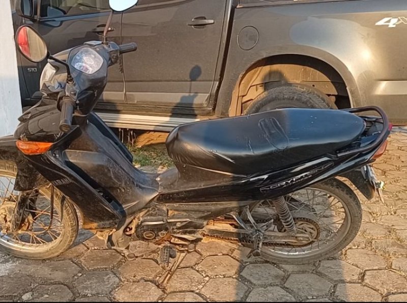 Polícia Militar Recupera Motocicleta Furtada