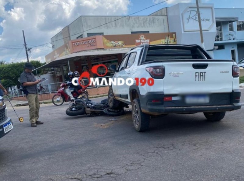 Colisão entre Motocicleta e Carro Deixa Motociclista Ferido em Ji-Paraná