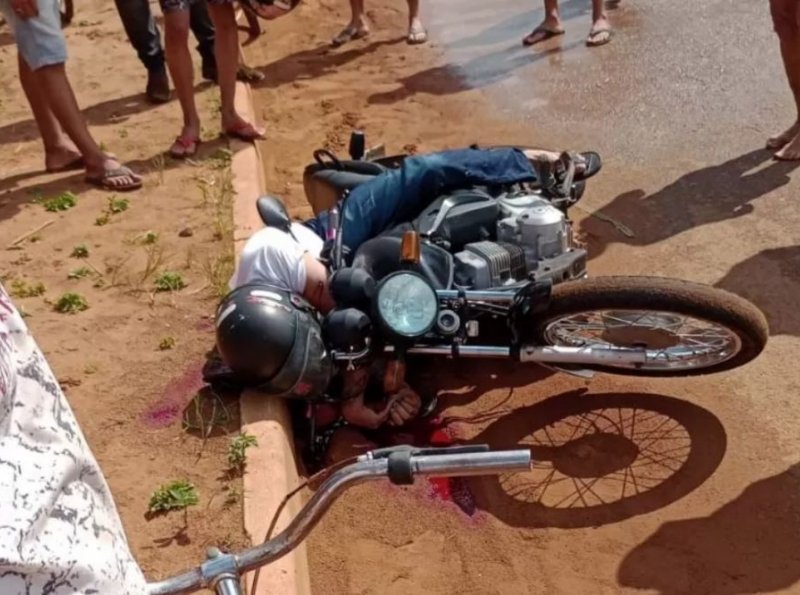 Homem é Executado a Tiros Enquanto Transitava em sua Motocicleta 