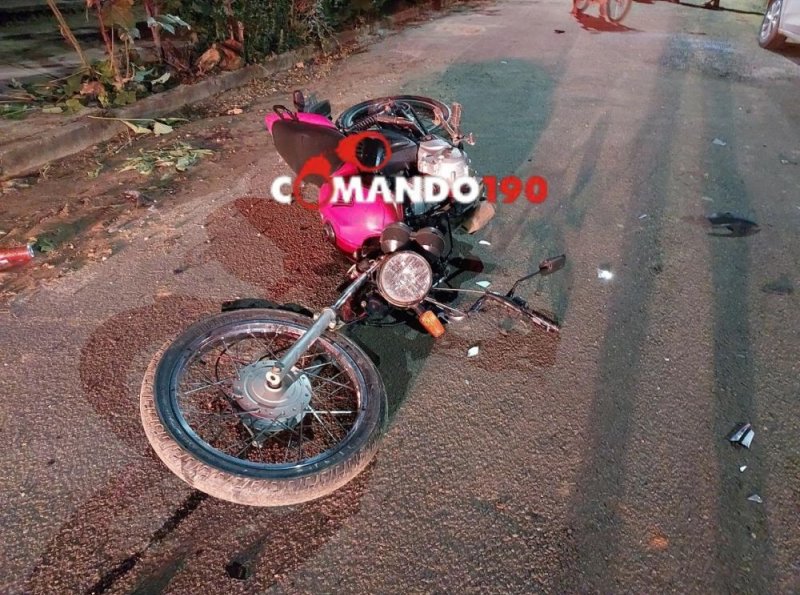 Grave acidente no bairro Bosque dos Ipês envolvendo carro e moto em Ji-Paraná