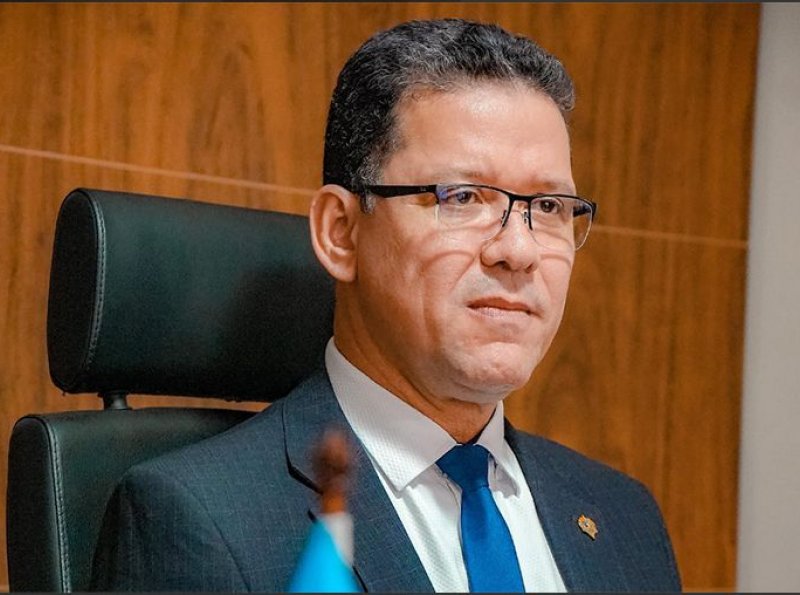 Governador Marcos Rocha passa mal e é internado na capital