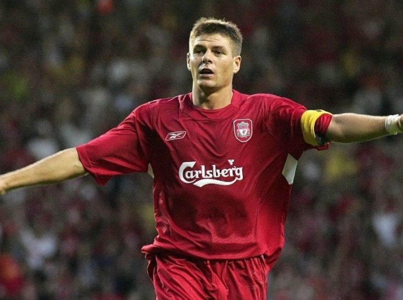 Steven Gerrard é uma lenda do Liverpool