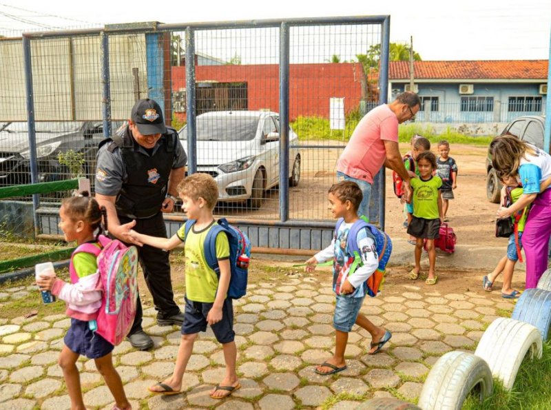 Escolas de Ji-Paraná já estão funcionando com guarda presencial