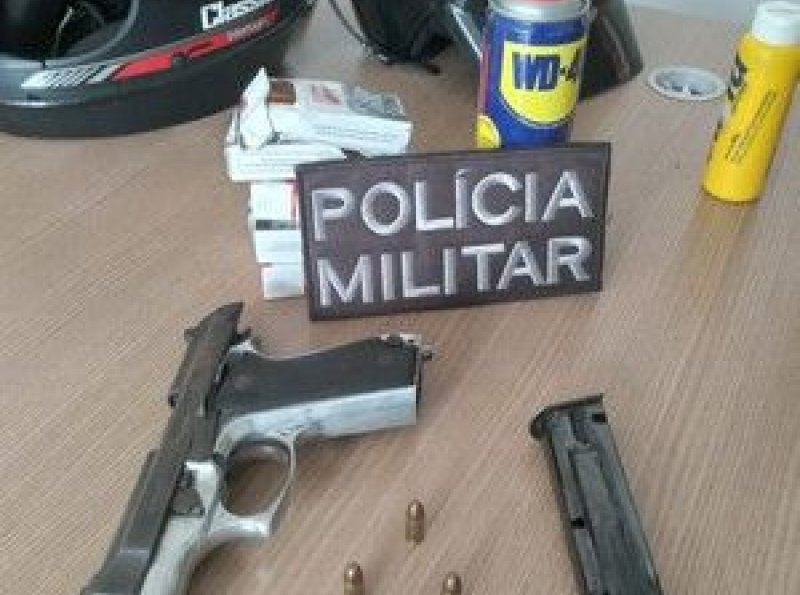 Suspeito de realizar furto em Nova União é preso pela PM com arma de fogo