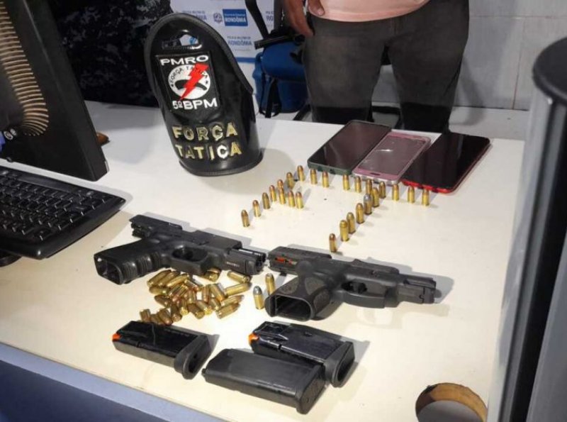 Trio é preso com armas após tiroteio na zona leste da Capital